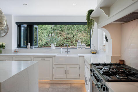 29_bramley_road_1...