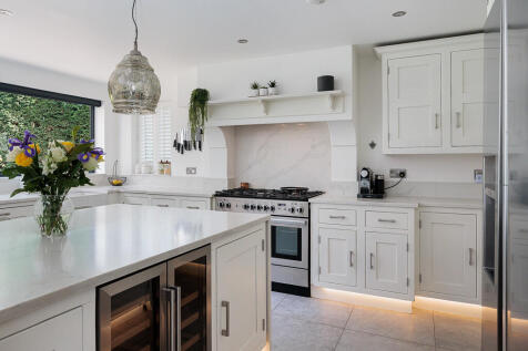 29_bramley_road_1...