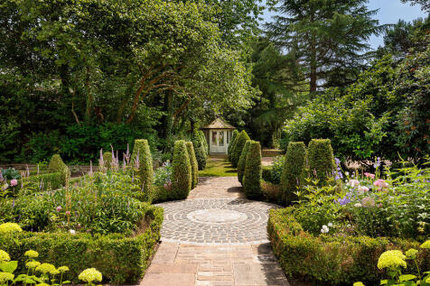 fir_tree_cottage_...