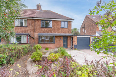 11 Manor Crescent...
