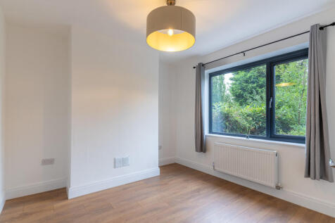 11 Manor Crescent...