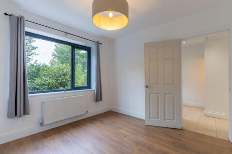 11 Manor Crescent...