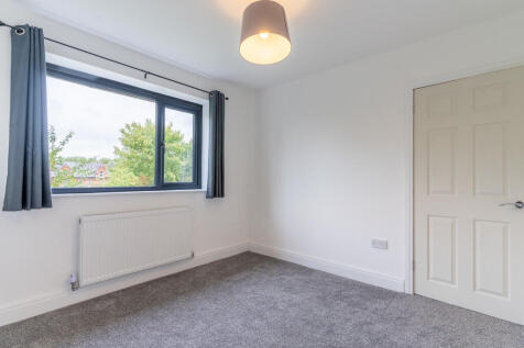11 Manor Crescent...