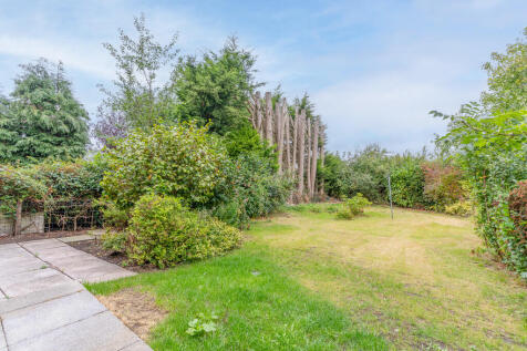 11 Manor Crescent...