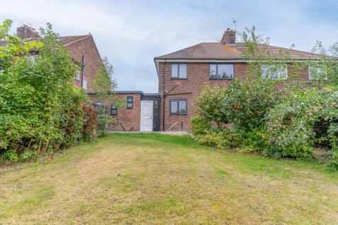 11 Manor Crescent...