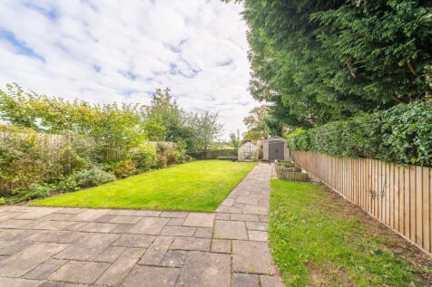 2 Wheatsheaf Lane...