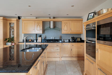 bexton_hall_hamle...