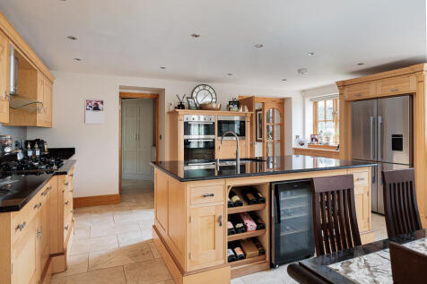 bexton_hall_hamle...