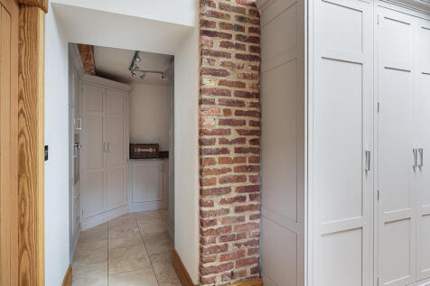 bexton_hall_hamle...