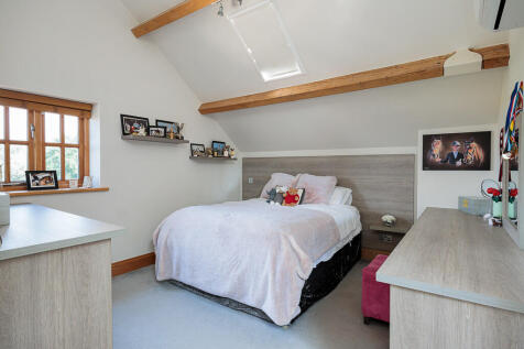 bexton_hall_hamle...