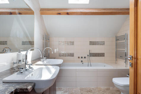 bexton_hall_hamle...