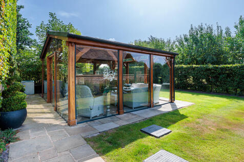 bexton_hall_hamle...