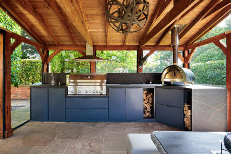 bexton_hall_hamle...