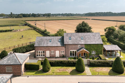 bexton_hall_hamle...