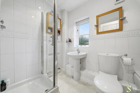 9 The Courtyard-1...