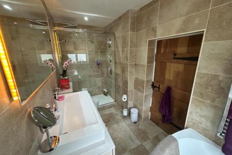 Bathroom Cont.jpg