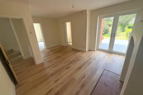 Reception Room 1.jpg