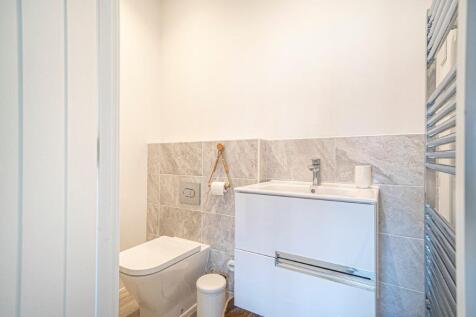 Ensuite.jpg