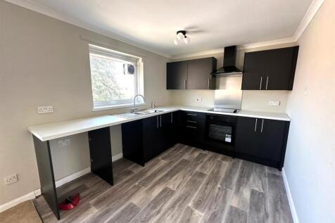 Kitchen 1.jpg