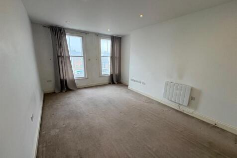 Living Room.jpg