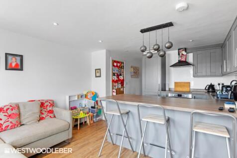 BrookridgeCourt_9.jpg