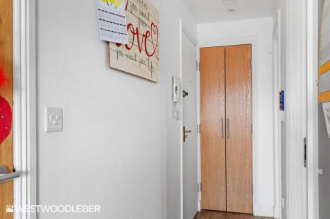BrookridgeCourt_4.jpg