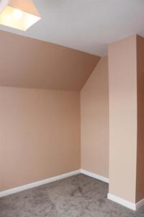 bedroom 1 too.jpg