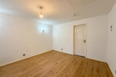 Photo 27-11-2025, 12 05 36.jpg