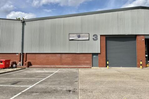 3 Airlinks Yard.jpg