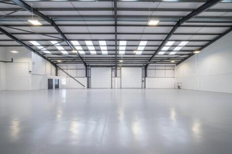 UNIT 8 FAIRWAYS HEATHROW_021.jpg