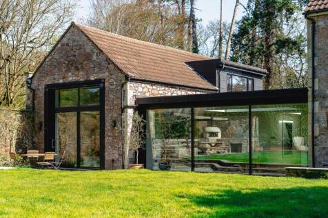 Indoor outdoor lifestyle