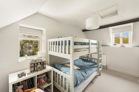 Kids Bedroom 