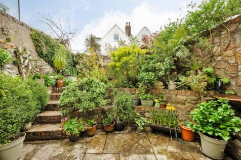 11 Garden