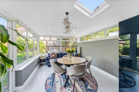 6 Dining Room