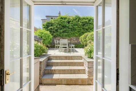 Kitchen to Garden