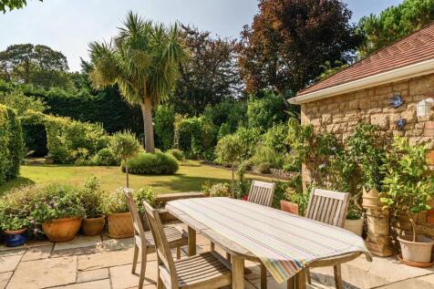 Dining terrace