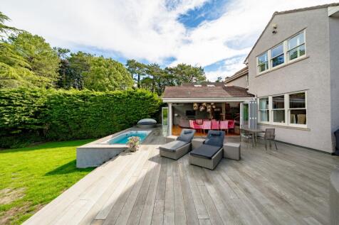 Generous Decked Terrace