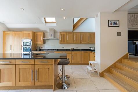 Kitchen to Family Room