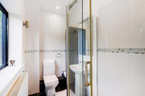 Bedroom 2 En Suite