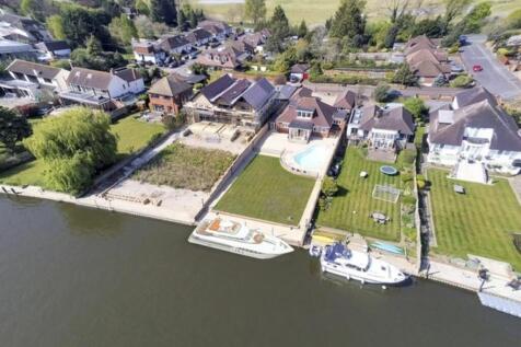 Thames View - Moo...