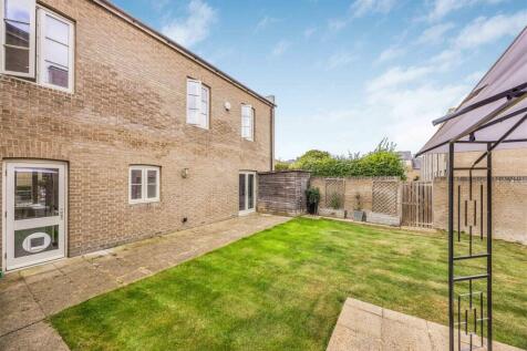 19 Charlotte Avenue, Chichester-Small-PorticoMarke