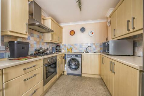Flat 1, George Court, Exmouth Road, Southsea-Porti