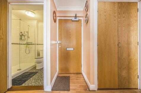 Flat 1, George Court, Exmouth Road, Southsea-Porti