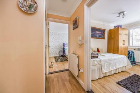 Flat 1, George Court, Exmouth Road, Southsea-Porti
