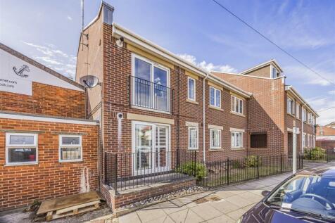 Flat 1, George Court, Exmouth Road, Southsea-Porti