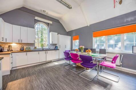 14 New Brighton Road, Emsworth-Small-PorticoMarket