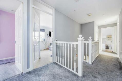 6 Topaz Grove, Waterlooville-Small-PorticoMarketin