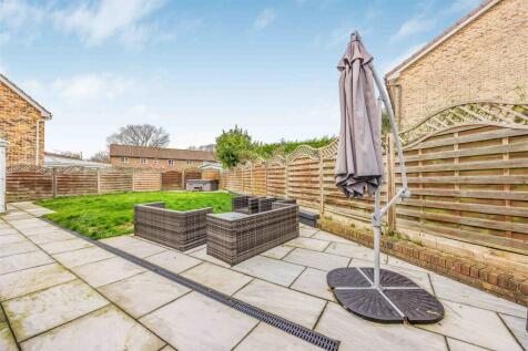 6 Topaz Grove, Waterlooville-Small-PorticoMarketin