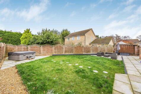 6 Topaz Grove, Waterlooville-Small-PorticoMarketin