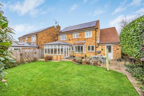 4 Storrington Road, Clanfield-Small-PorticoMarketi
